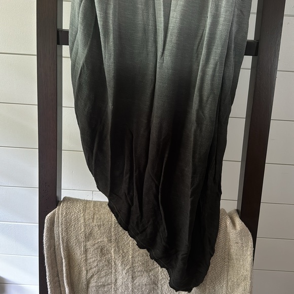 Ecote asymmetrical dress - Picture 3 of 4